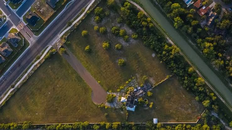 Premium Farm Land – Sector 135, Noida